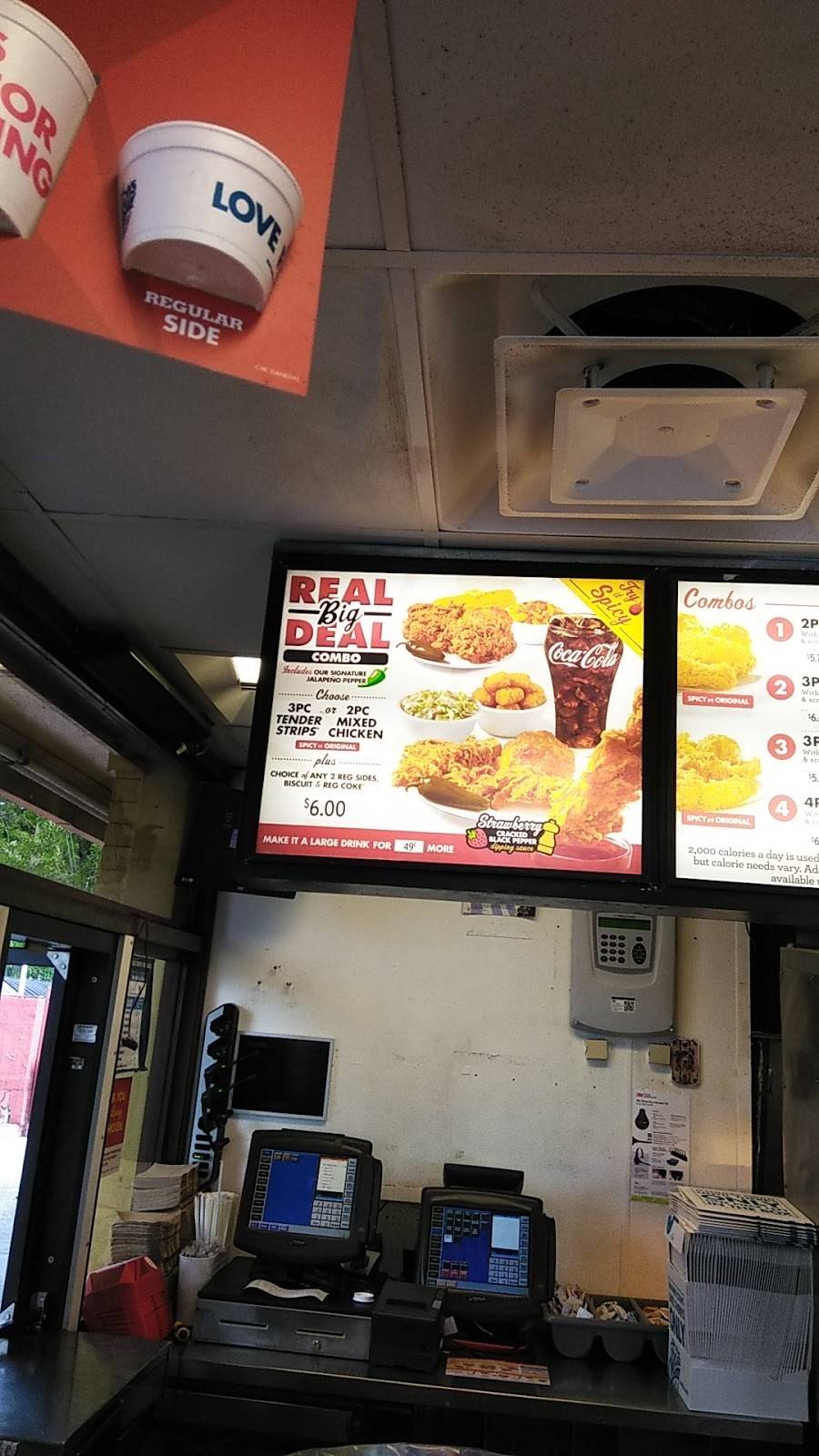 Churchs Chicken | restaurant | 2195 34th St S, St. Petersburg, FL 33711, USA | 7273212100 OR +1 727-321-2100