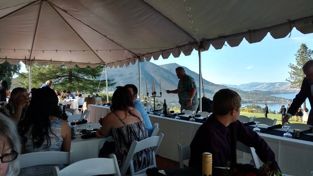 Riviera Hills Restaurant & Lounge | restaurant | 10200 Fairway Dr, Kelseyville, CA 95451, USA | 7072777575 OR +1 707-277-7575