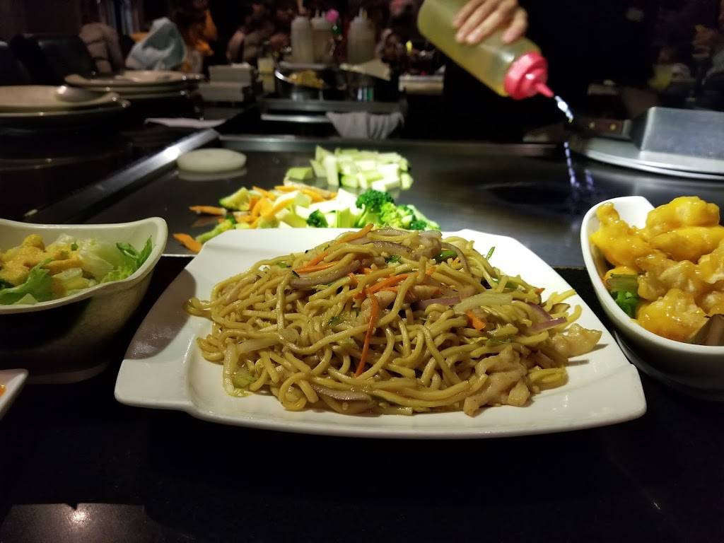 Nikko Hibachi | restaurant | 177-21 Union Tpke, Fresh Meadows, NY 11366, USA | 7188208818 OR +1 718-820-8818