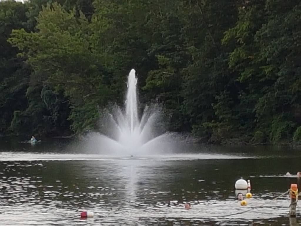 Quarry Rock Cafe | restaurant | Wallace Lake Dr, Berea, OH 44017, USA | 4408261682 OR +1 440-826-1682