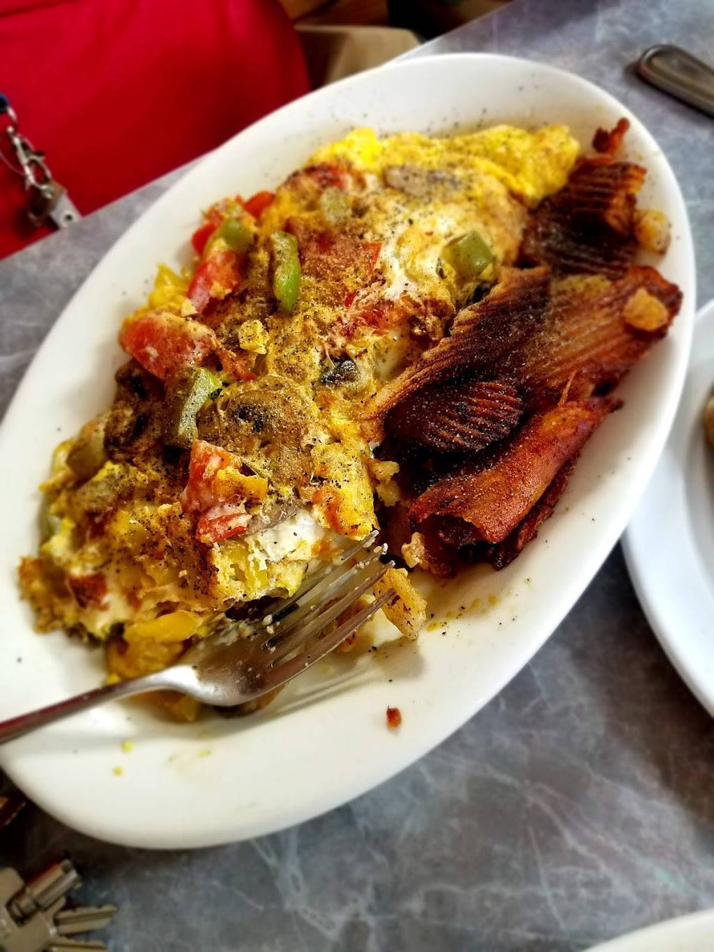 Jeans Luncheonette | restaurant | 2567 West Chester Pike, Broomall, PA 19008, USA | 6103561192 OR +1 610-356-1192