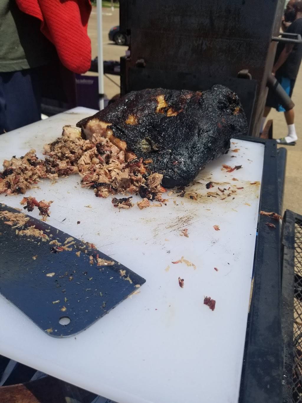 Legendz BBQ, Catering, & Eventz | restaurant | 4200 E Rosedale St, Fort Worth, TX 76105, USA | 6827300489 OR +1 682-730-0489