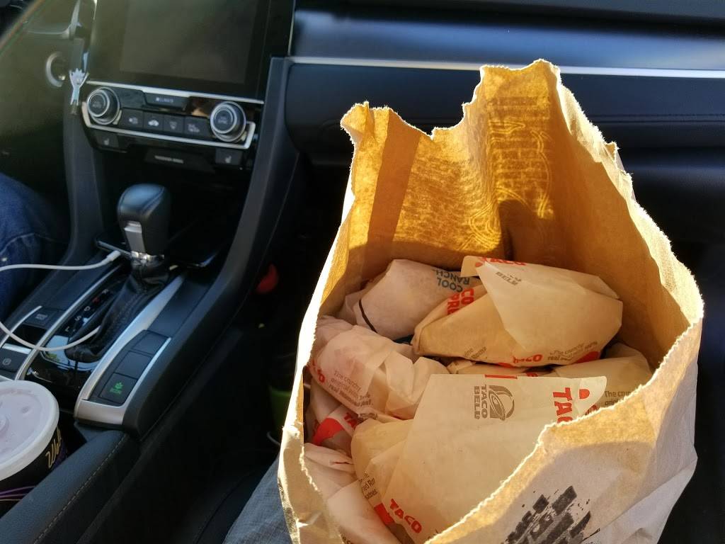 Taco Bell | meal takeaway | 345 Main St, Waterville, ME 04901, USA | 2077075372 OR +1 207-707-5372