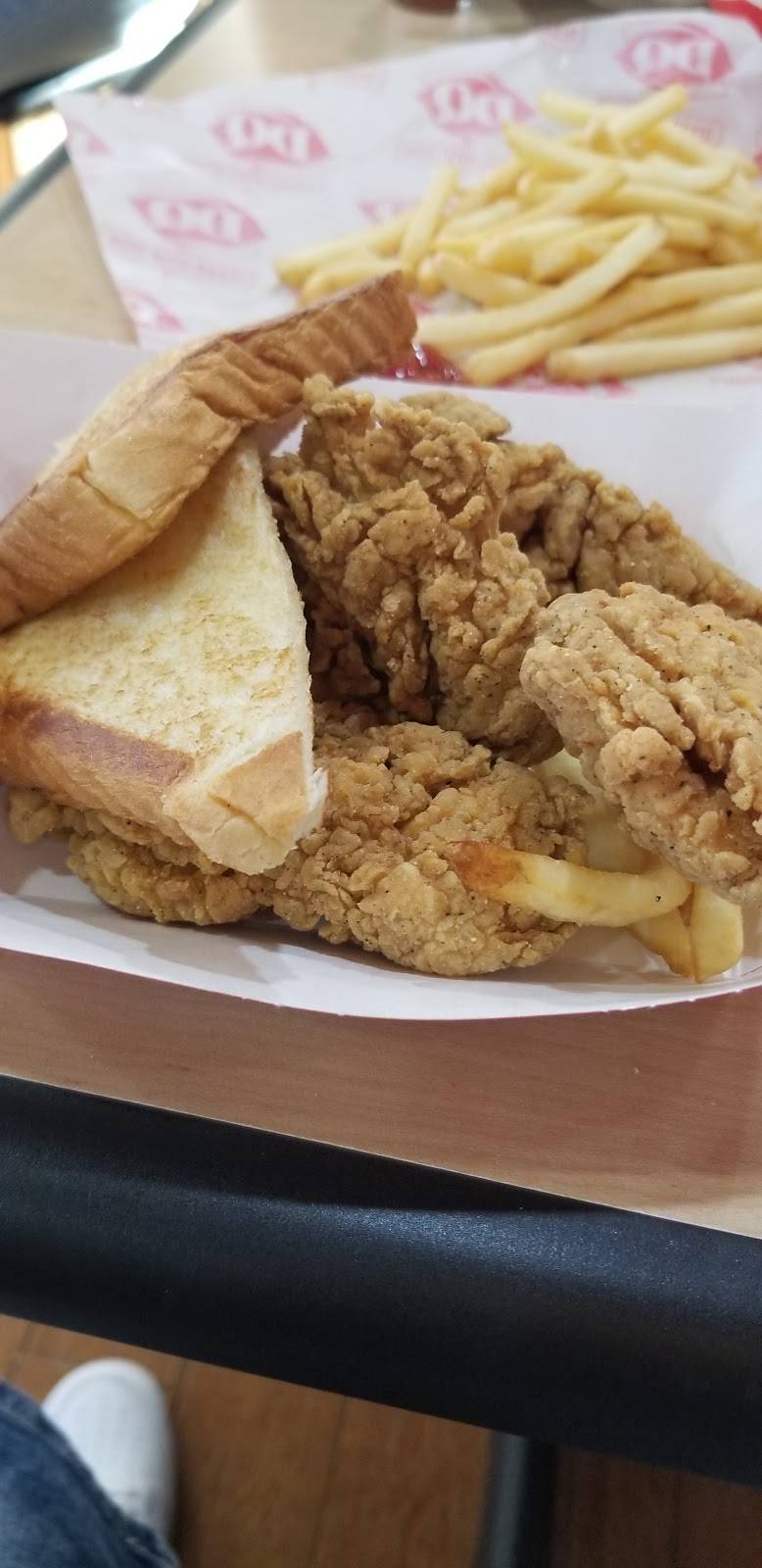 Dairy Queen | restaurant | 2034 W Stassney Ln, Austin, TX 78745, USA | 5124434730 OR +1 512-443-4730