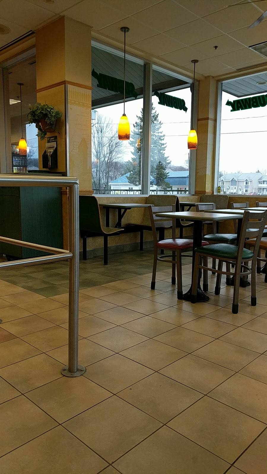 Subway | restaurant | 1065 Boulevard Pie-XI N, Québec, QC G3K 2S5, Canada | 4188475051 OR +1 418-847-5051