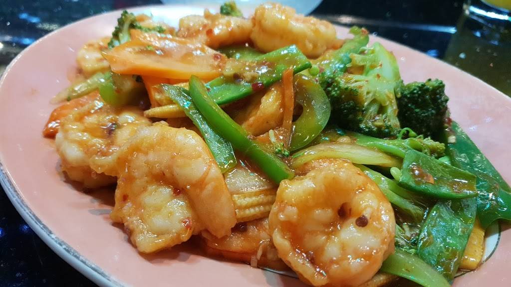 Red Bowl Sushi & Asian Bistro | restaurant | C-4, 12051 Chestnut Branch Way, Clarksburg, MD 20871, USA | 3015287888 OR +1 301-528-7888