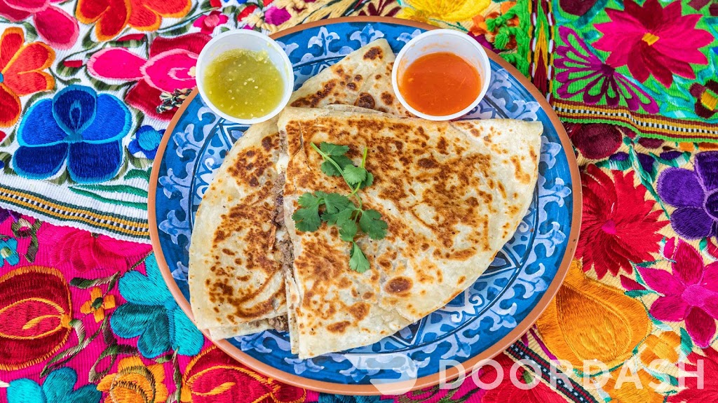 Los Jalapeños LLC | restaurant | 740 Lynch St SW, Grand Rapids, MI 49503, USA | 6167237548 OR +1 616-723-7548