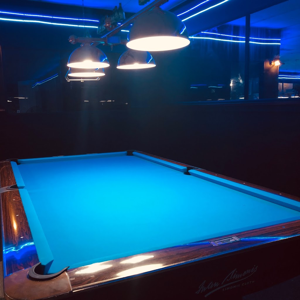 US 1 Billiards & Bar | restaurant | 1167 Boston Post Rd, West Haven, CT 06516, USA | 2038481212 OR +1 203-848-1212