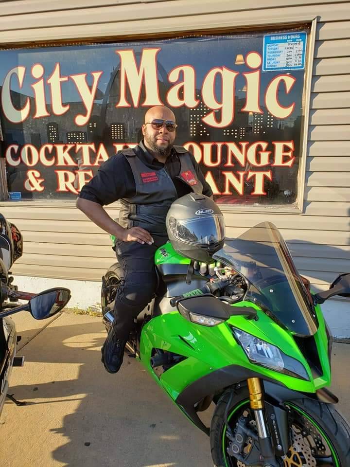 City Magic Cocktail Lounge & Restaurant | restaurant | 4955 Dr Martin Luther King Dr, St. Louis, MO 63113, USA | 3143764401 OR +1 314-376-4401