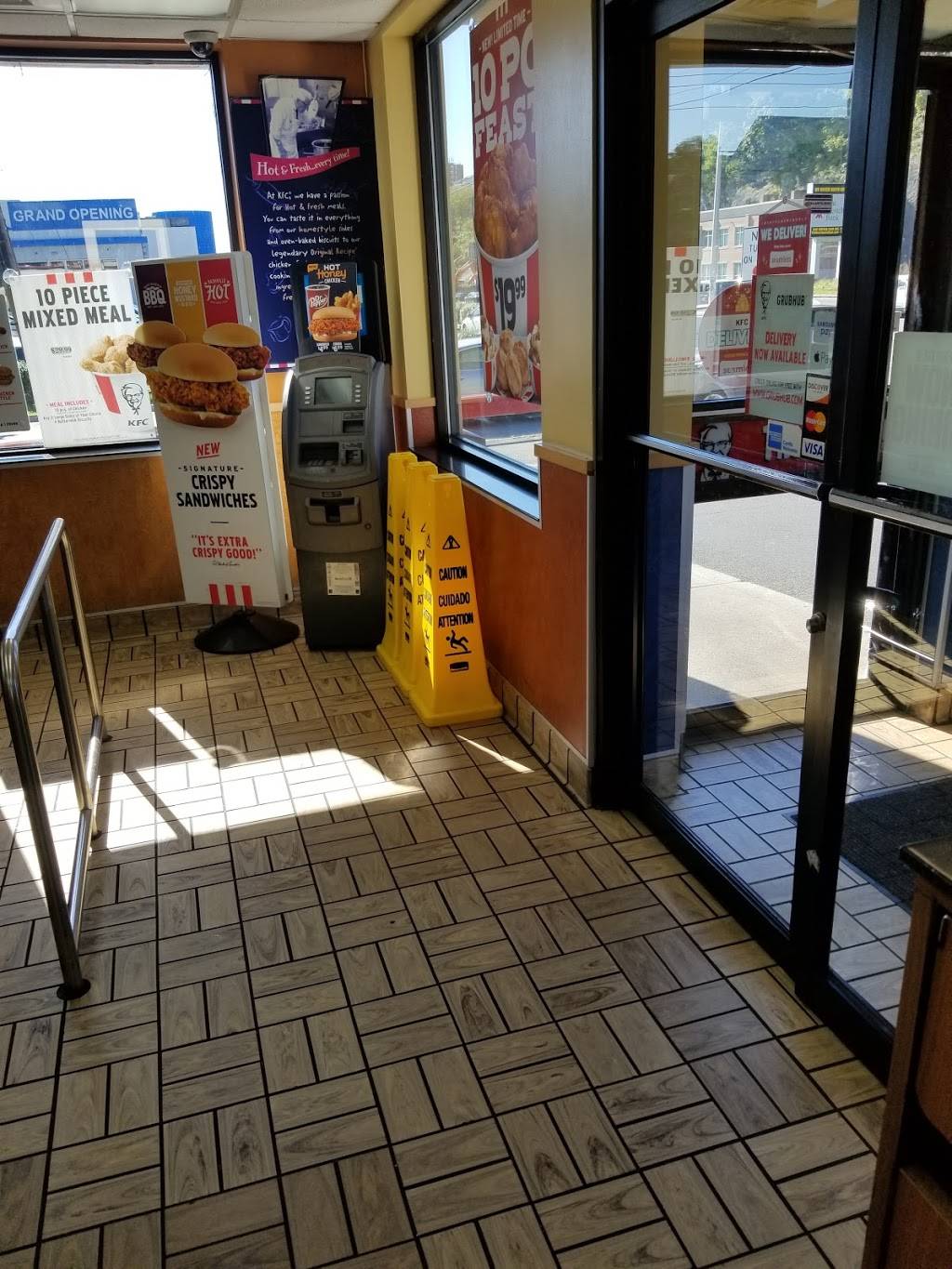 KFC | restaurant | 2030 Central Park Ave, Yonkers, NY 10710, USA | 9147795200 OR +1 914-779-5200