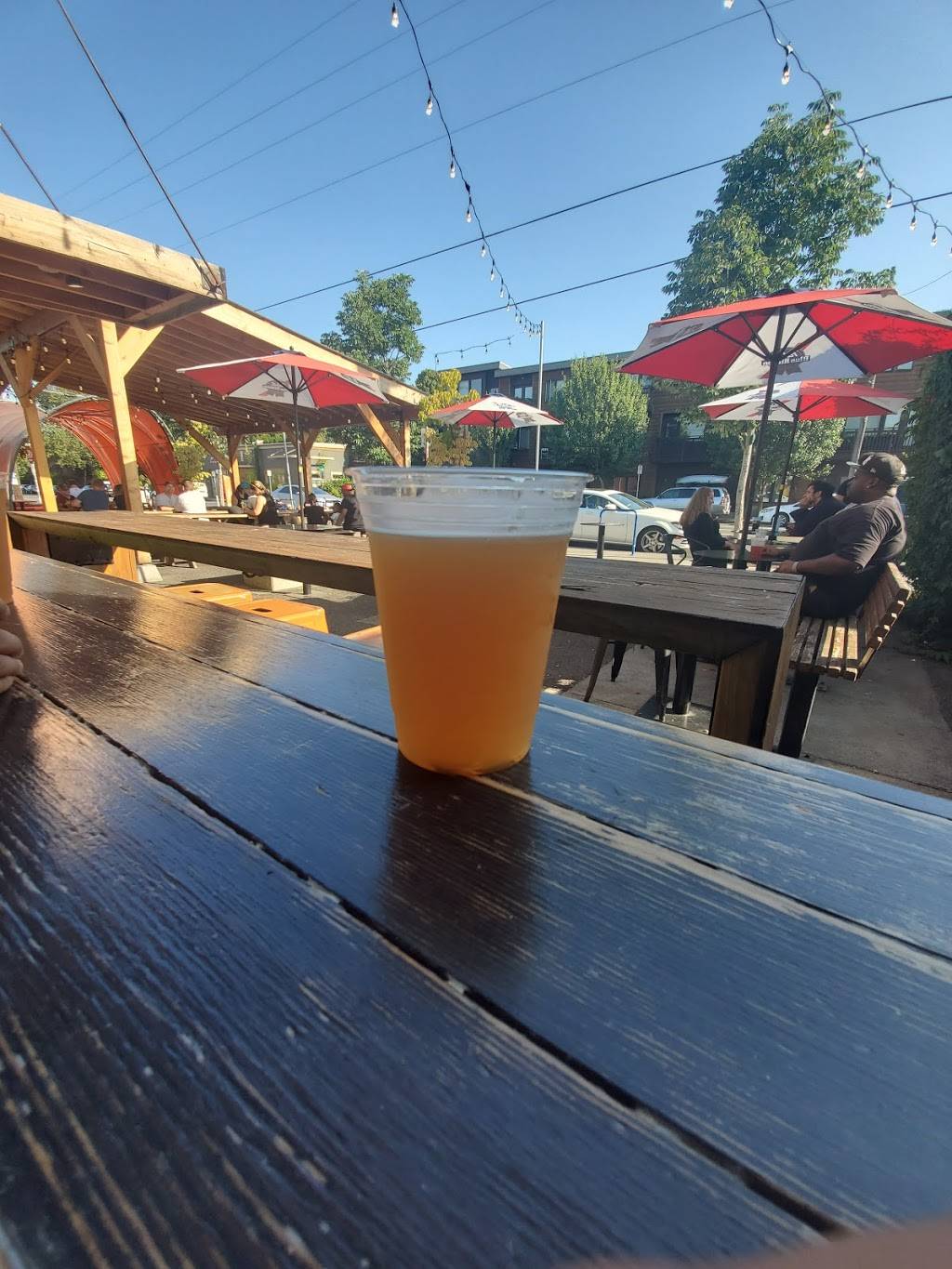 Stoopid Burger | restaurant | 2329 NE Glisan St, Portland, OR 97232, USA | 5034775779 OR +1 503-477-5779