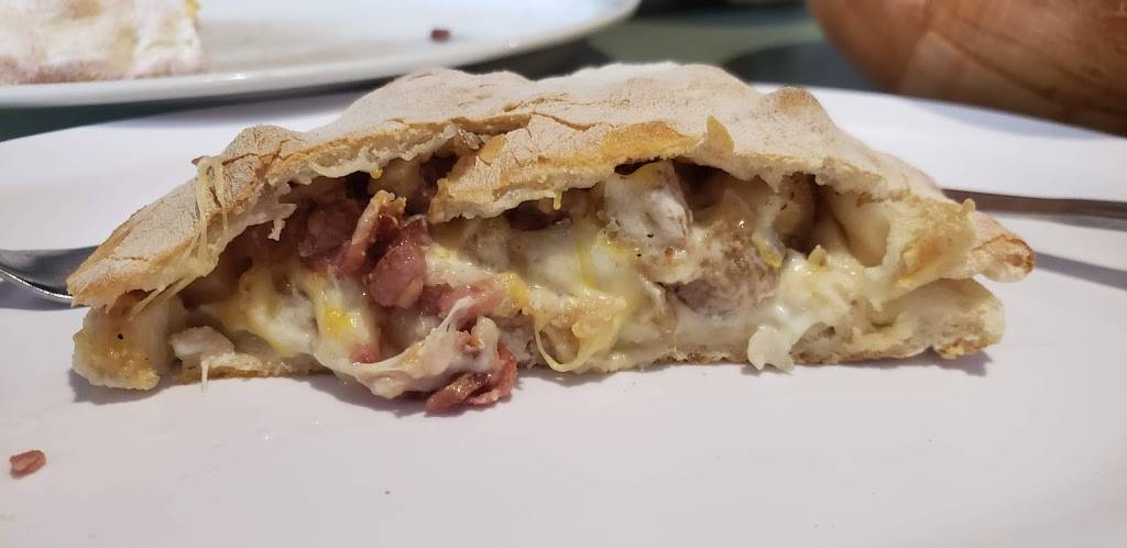 Daffies Pizza | restaurant | 26 North St, Caledonia, NY 14423, USA | 5855384360 OR +1 585-538-4360