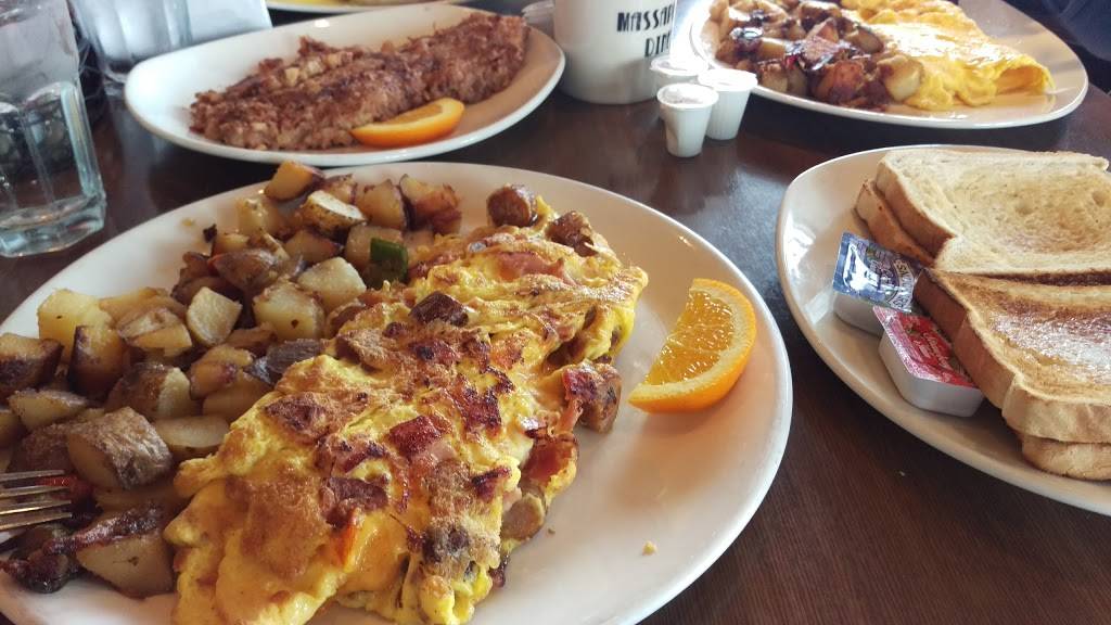 Massapequa Diner | restaurant | 4420 Sunrise Hwy, Massapequa, NY 11758, USA | 5167995234 OR +1 516-799-5234