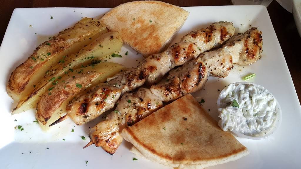 Katerinas Greek Cuisine | restaurant | 9212 Center St, Manassas, VA 20110, USA | 7033614976 OR +1 703-361-4976