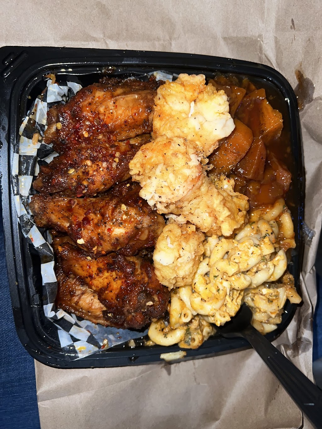 The Luxe Box | restaurant | 2101 14th Ave, Oakland, CA 94606, USA | 5106726023 OR +1 510-672-6023