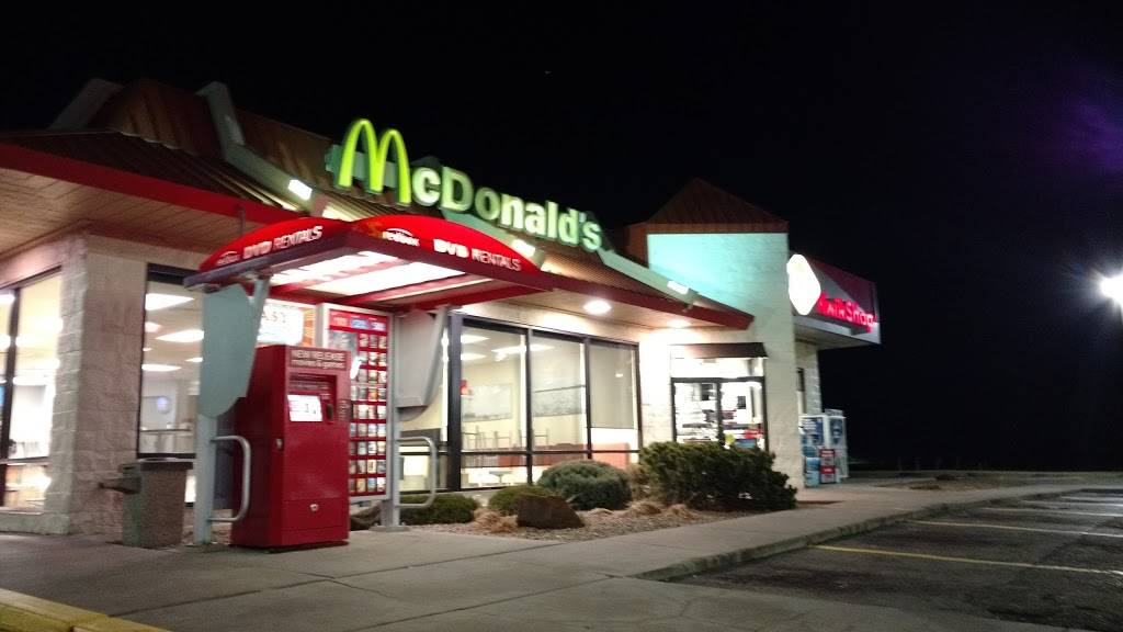 McDonalds | cafe | 1006 S Main St, South Hutchinson, KS 67505, USA | 6206645848 OR +1 620-664-5848