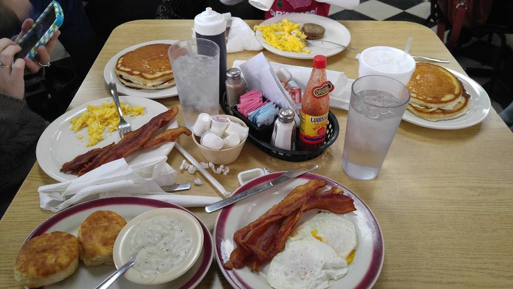 Sylvan Park Restaurant | restaurant | 1443 NW Broad St, Murfreesboro, TN 37129, USA | 6159628735 OR +1 615-962-8735