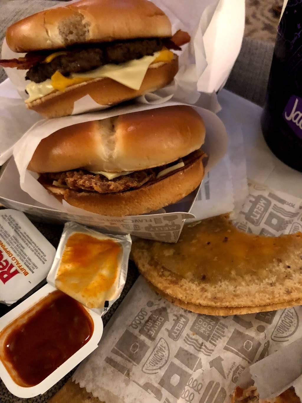 Jack in the Box | restaurant | 4717 Evergreen Way, Everett, WA 98203, USA | 4253390866 OR +1 425-339-0866