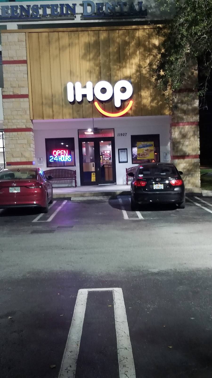 IHOP | restaurant | 11927 S Dixie Hwy, Miami, FL 33156, USA | 3052532484 OR +1 305-253-2484