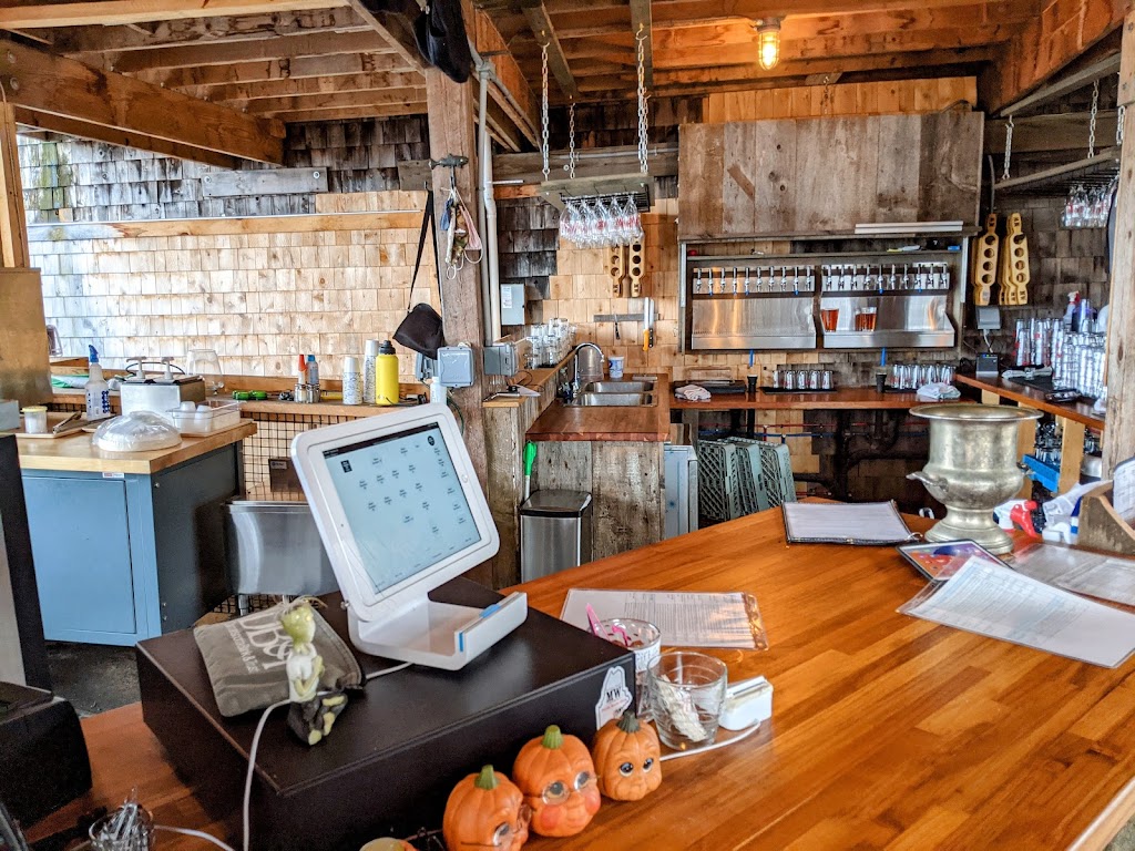 Marshall Wharf Brewing Company | restaurant | 36 Marshall Wharf, Belfast, ME 04915, USA | 2073382700 OR +1 207-338-2700