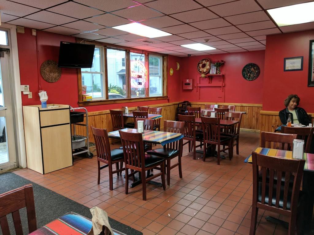 Tacos Lupita | restaurant | 194 River St, Haverhill, MA 01832, USA | 9783741839 OR +1 978-374-1839