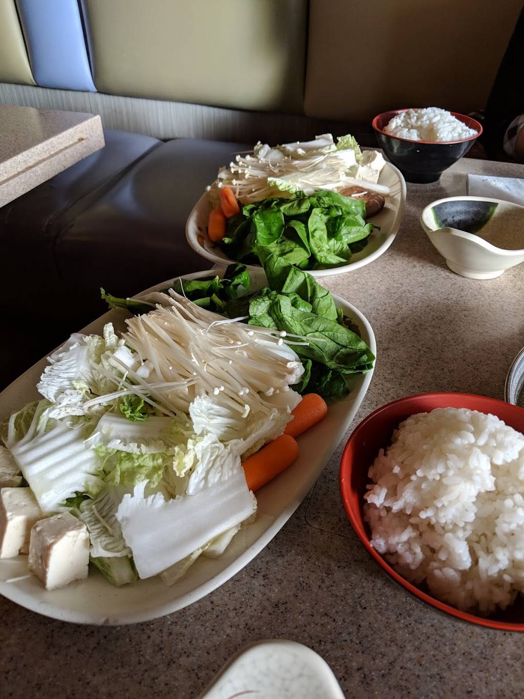 Shabu House | restaurant | 2608 Ocean Ave, San Francisco, CA 94132, USA | 4155868800 OR +1 415-586-8800