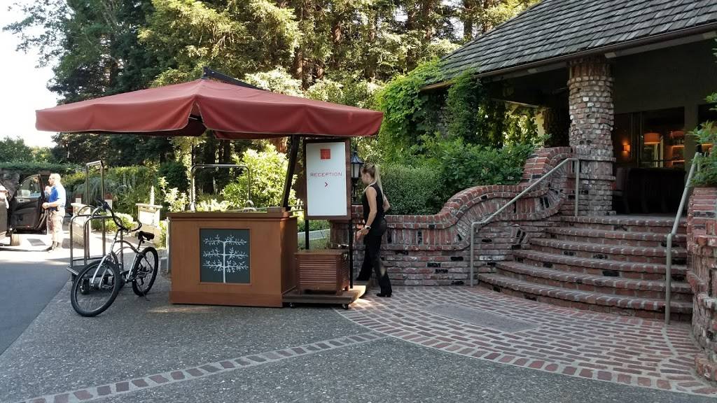 Harvest Table | restaurant | 1 Main St, St Helena, CA 94574, USA | 7079674695 OR +1 707-967-4695