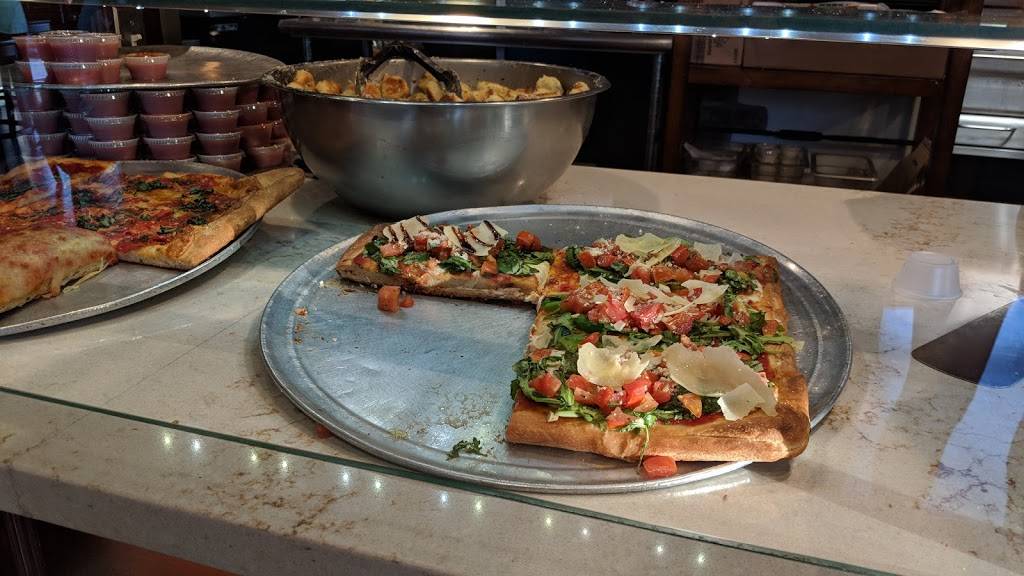 Sals Gilbert Pizza | restaurant | 1150 S Gilbert Rd, Gilbert, AZ 85296, USA | 4806332226 OR +1 480-633-2226