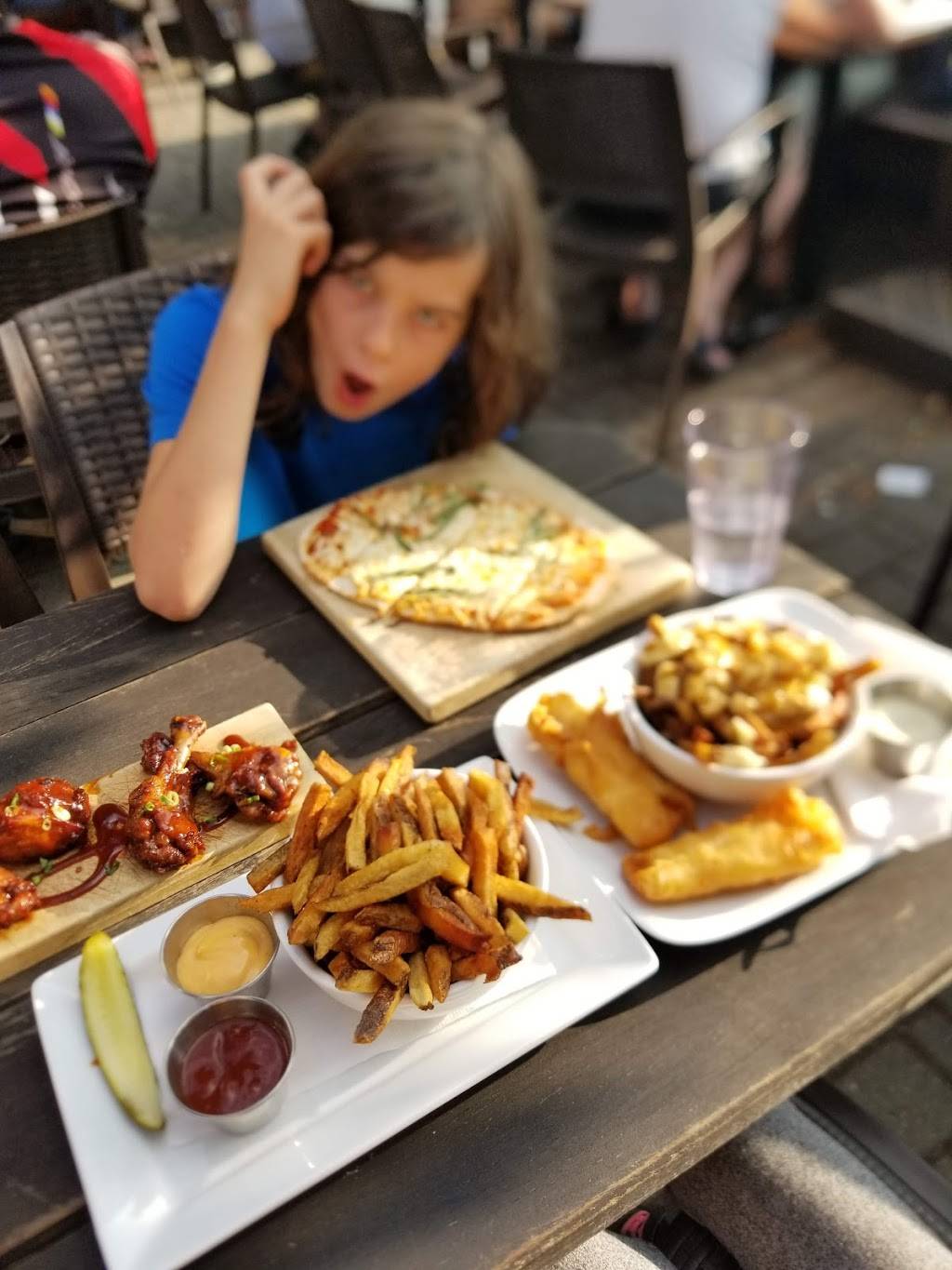 Microbrasserie Dieu Du Ciel | restaurant | 259 de Villemure, Saint-Jérôme, QC J7Z 5J4, Canada | 4504363438 OR +1 450-436-3438