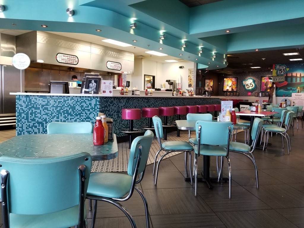 Hwy 55 Burgers Shakes & Fries | restaurant | 4450 Eastgate Blvd, Cincinnati, OH 45245, USA | 5139430109 OR +1 513-943-0109