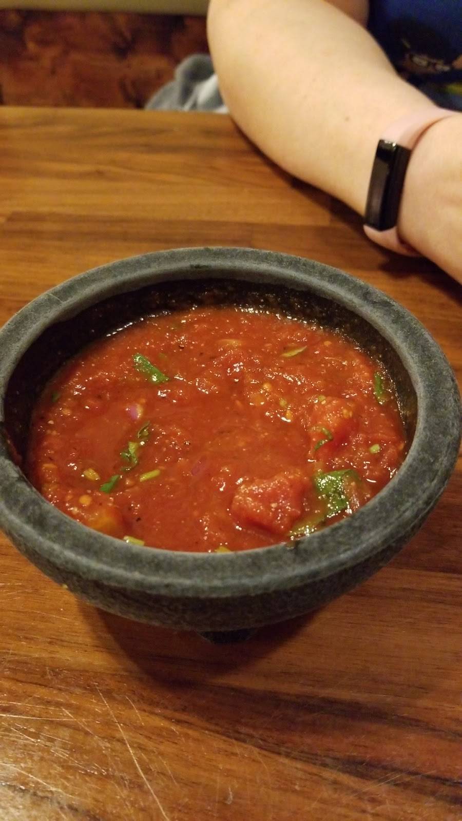 La Fonda Mexican Restaurant | restaurant | 2310 Troy Rd, Edwardsville, IL 62025, USA | 6186550399 OR +1 618-655-0399