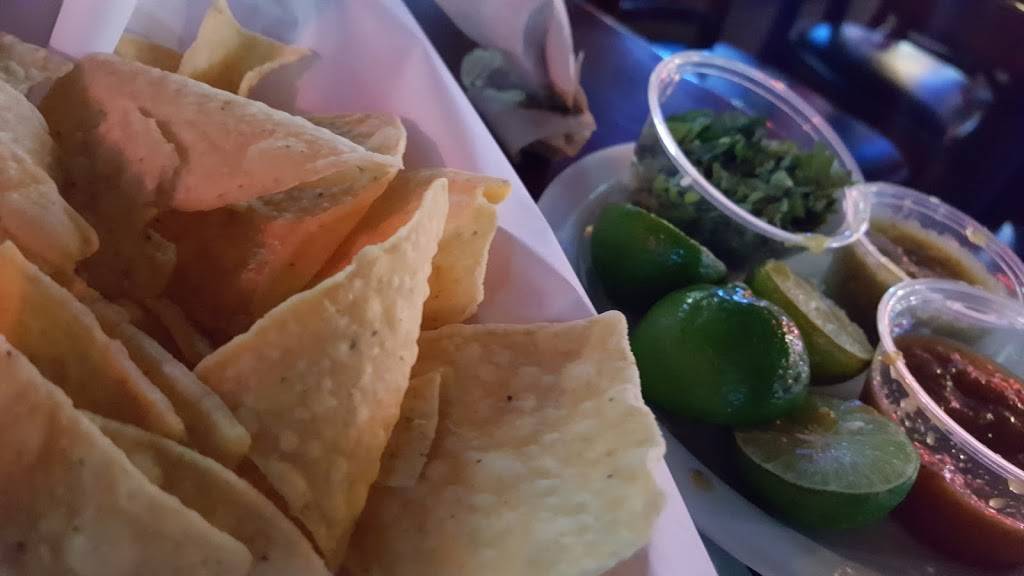 Johnnys Tacos & Sports | restaurant | 1756 E Lugonia Ave #108, Redlands, CA 92374, USA | 9097947922 OR +1 909-794-7922