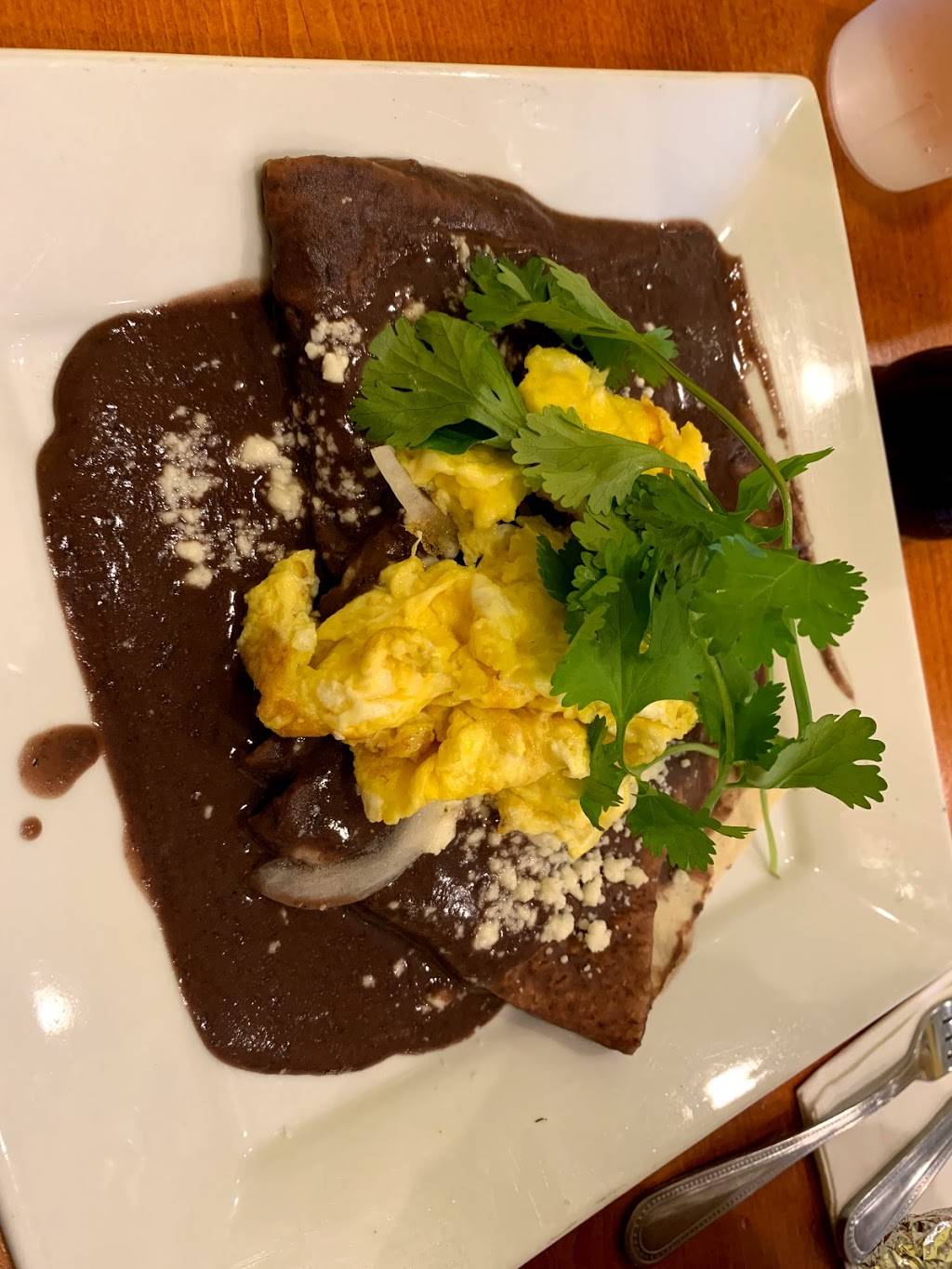 Quiadaiyn Restaurant | restaurant | 12326 1/2 Venice Blvd, Los Angeles, CA 90066, USA | 3103137654 OR +1 310-313-7654