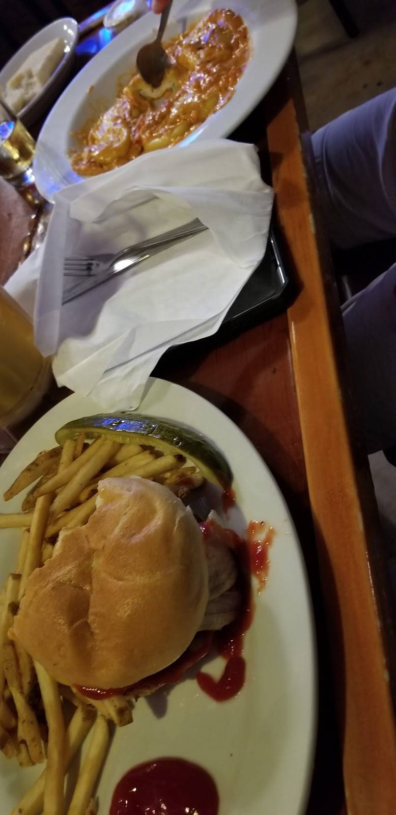 RonDaos Pizzeria & Sports Bar | restaurant | 15320 McGregor Blvd, Fort Myers, FL 33908, USA | 2394811882 OR +1 239-481-1882