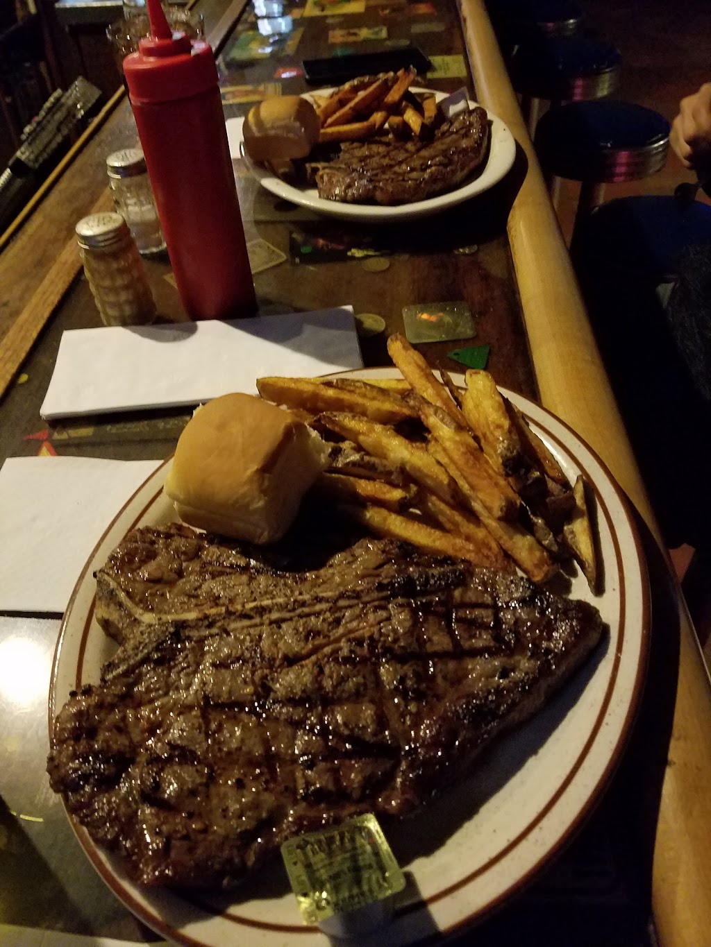 Mandy’s Lounge | restaurant | 4703 Pearl Rd, Cleveland, OH 44109, USA | 2163988066 OR +1 216-398-8066