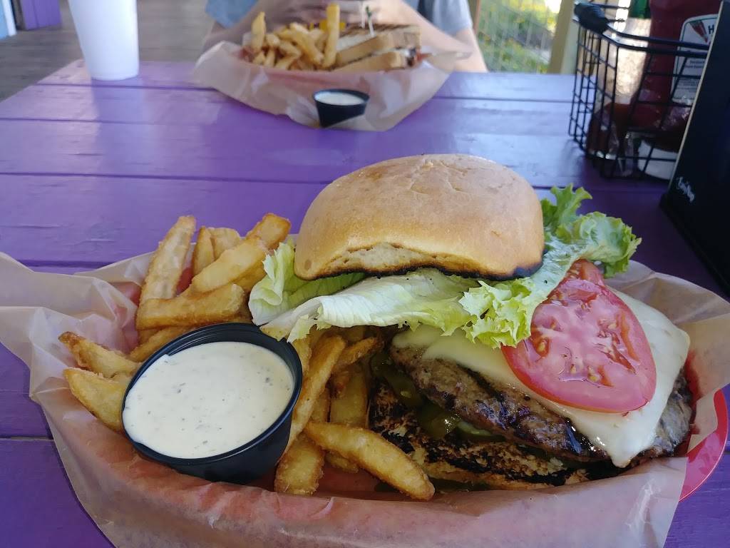 Seahorse Bar & Grill | cafe | 310 Ocean Ave, Surfside Beach, TX 77541, USA | 9792392233 OR +1 979-239-2233