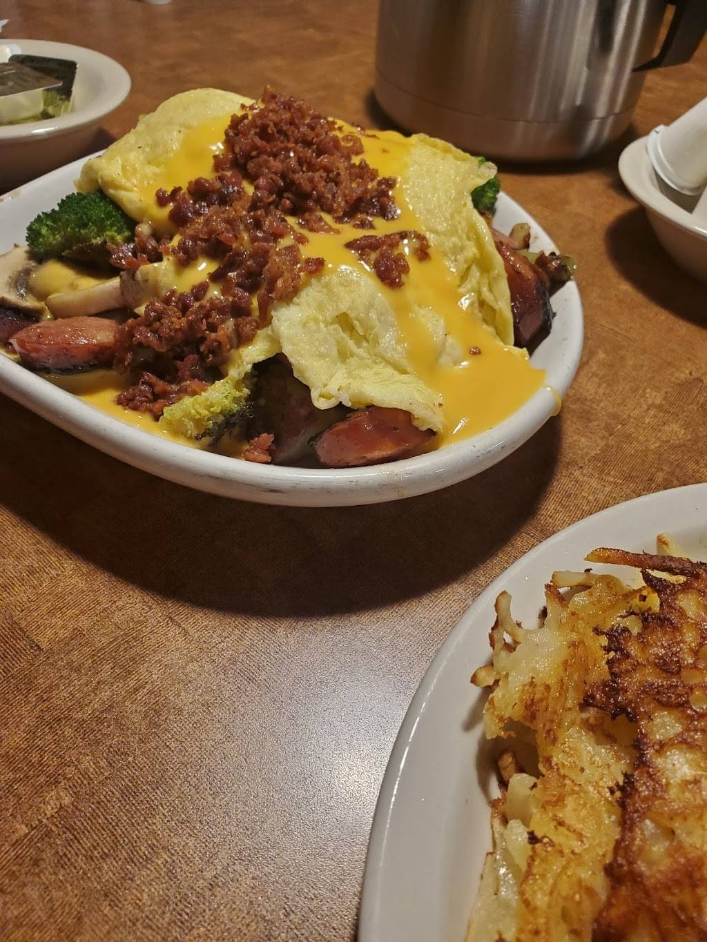 Maple Creek Restaurant | restaurant | 1052 S Stephenson Ave #4005, Iron Mountain, MI 49801, USA | 9067741777 OR +1 906-774-1777