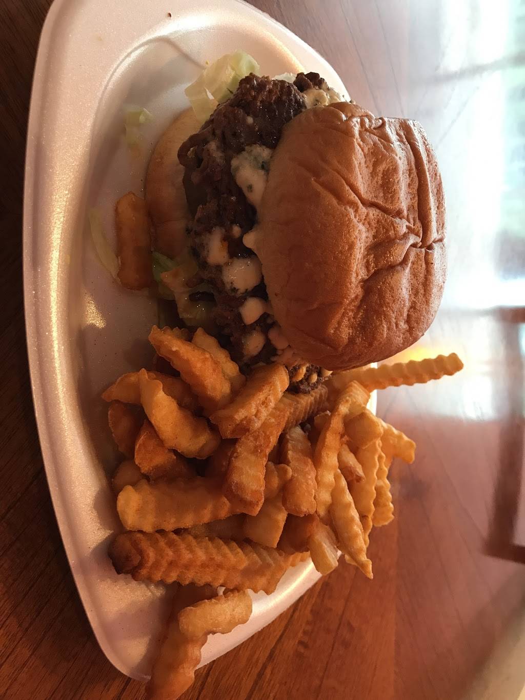 Jumbo & Delicious | restaurant | 110 Imperial Blvd, Hendersonville, TN 37075, USA | 6154475061 OR +1 615-447-5061