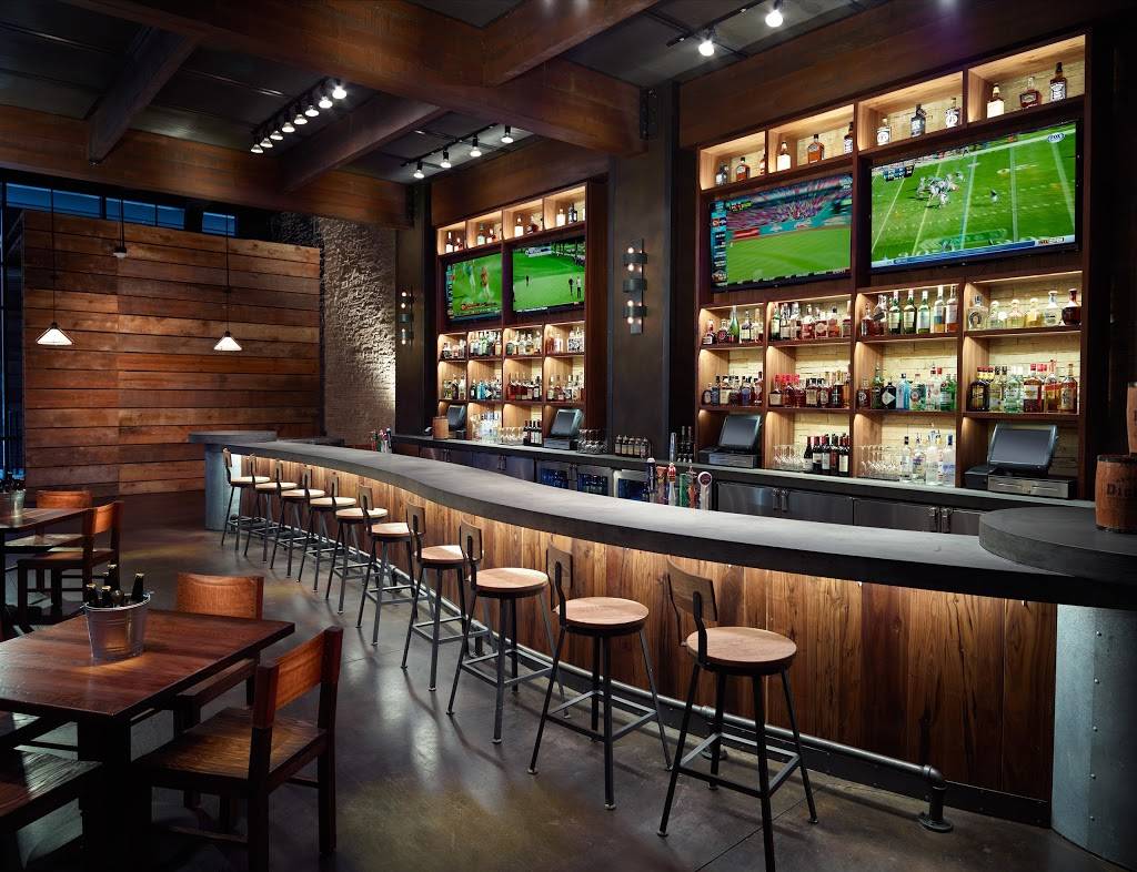 Barlines at Omni Nashville Hotel | restaurant | 250 5th Ave S, Nashville, TN 37203, USA | 6157825300 OR +1 615-782-5300