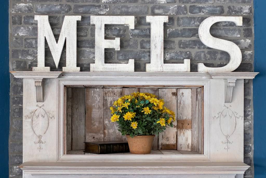 Mels Coffee House | bakery | 236 S Main St, Seymour, WI 54165, USA | 9205044144 OR +1 920-504-4144