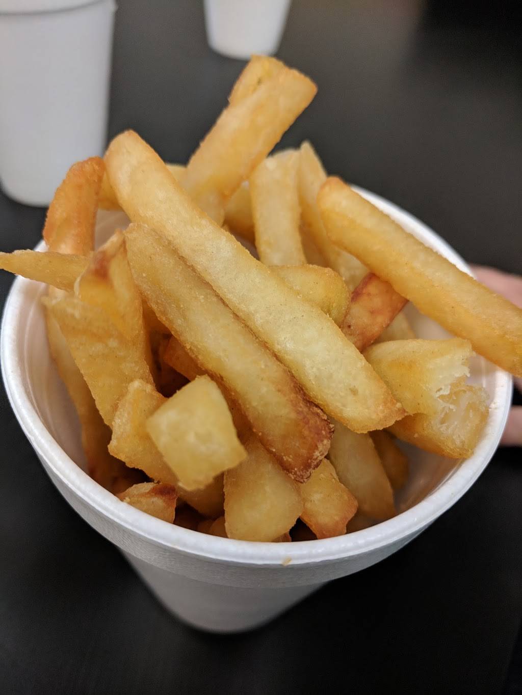 Two Brothers Chicken | meal takeaway | 14845 Build America Dr, Woodbridge, VA 22191, USA | 7034913663 OR +1 703-491-3663