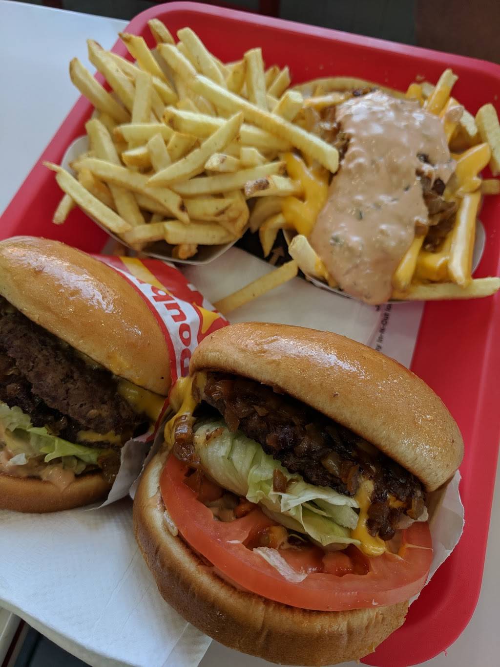 In-N-Out Burger | restaurant | 1375 Sunsweet Blvd, Yuba City, CA 95993, USA | 8007861000 OR +1 800-786-1000