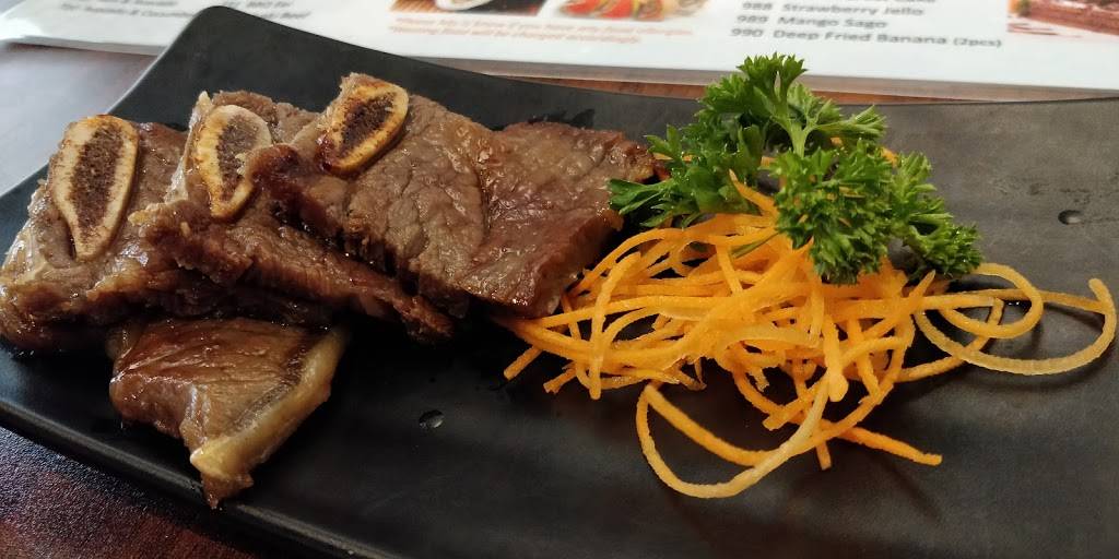 Hinata Sushi & Asian Cuisine | restaurant | 6 Campbell St, Whitby, ON L1M 1A2, Canada | 9054258888 OR +1 905-425-8888