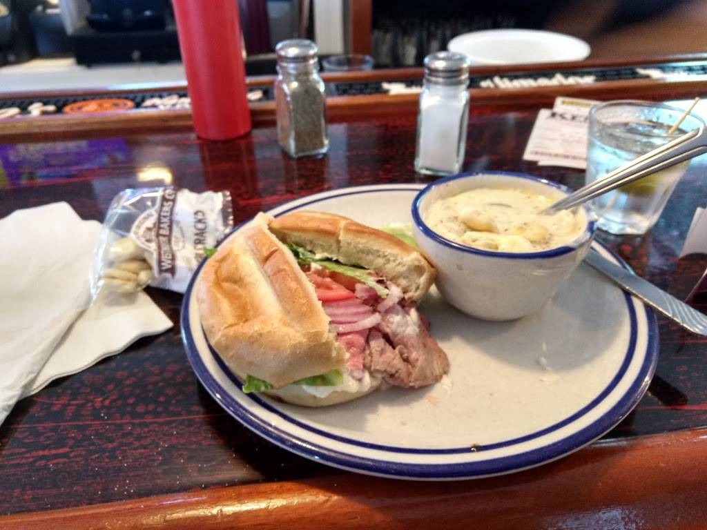 Willow st Tavern | restaurant | 477 Yarmouth Rd, Hyannis, MA 02601, USA | 7744705834 OR +1 774-470-5834