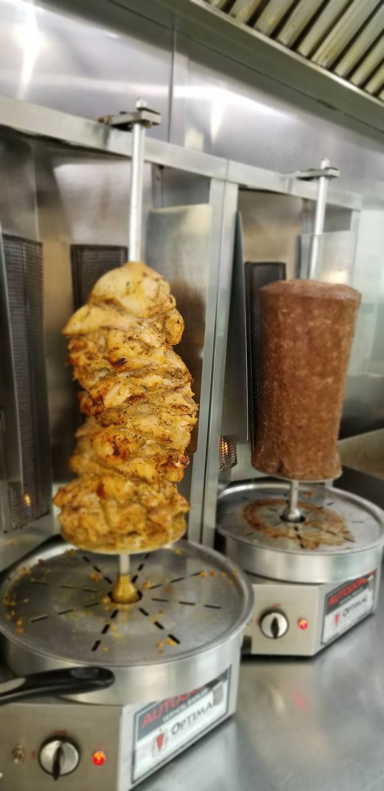 Gyros & More | restaurant | 5922 Malden Rd, LaSalle, ON N9H 0A4, Canada | 5199158005 OR +1 519-915-8005