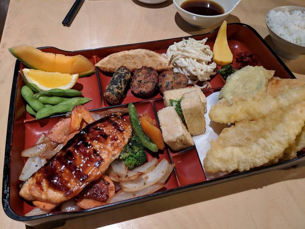 Saica Restaurant | restaurant | 1733 Plymouth Rd, Ann Arbor, MI 48105, USA | 7347691212 OR +1 734-769-1212