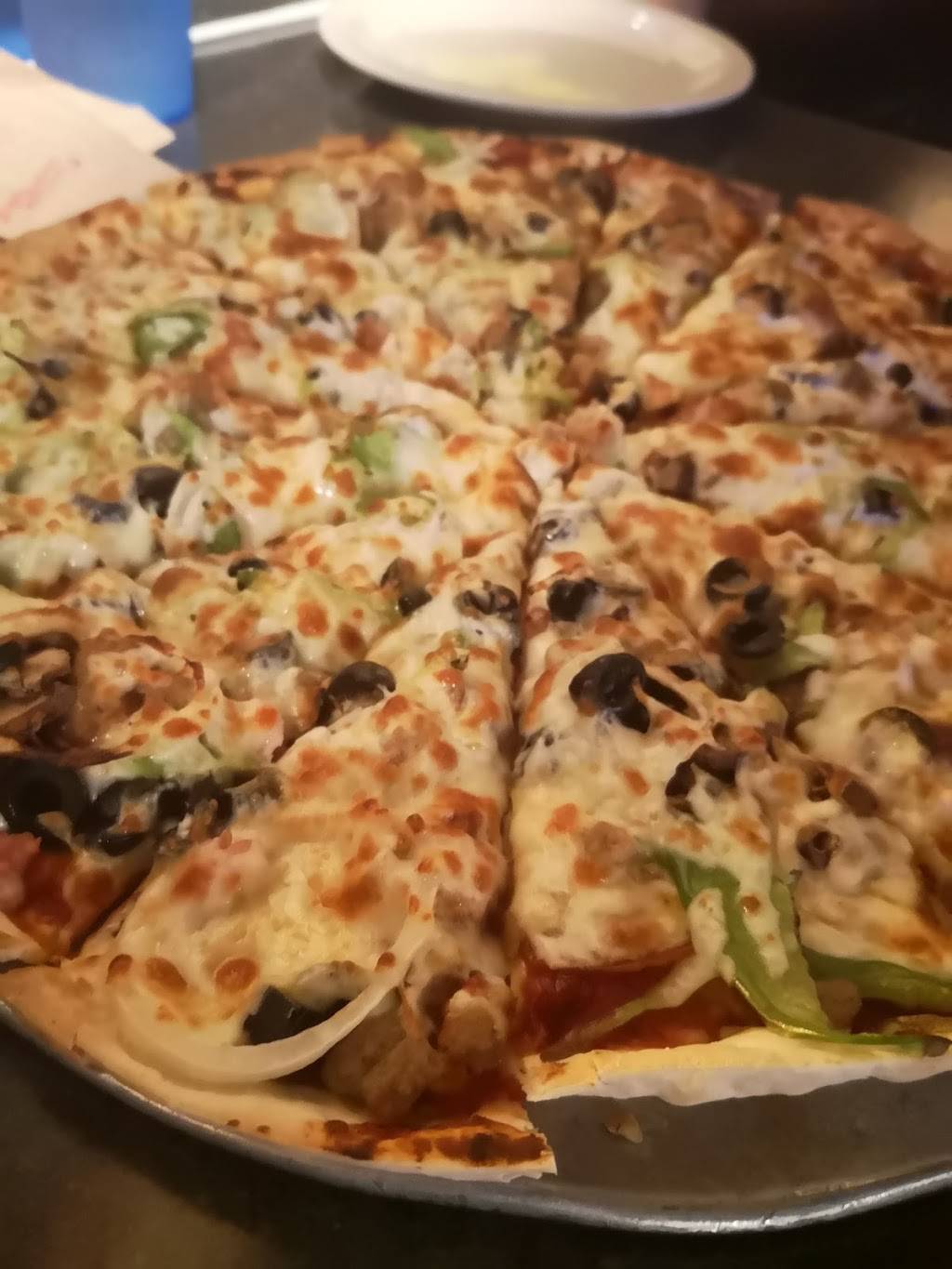 Hometown Pizza - Fern Creek | restaurant | 9601 Newbridge Rd Suite 1, Louisville, KY 40291, USA | 5024096276 OR +1 502-409-6276