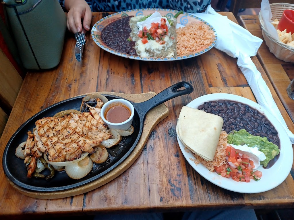 Canyon Road | restaurant | 1470 1st Ave., New York, NY 10021, USA | 2127341600 OR +1 212-734-1600