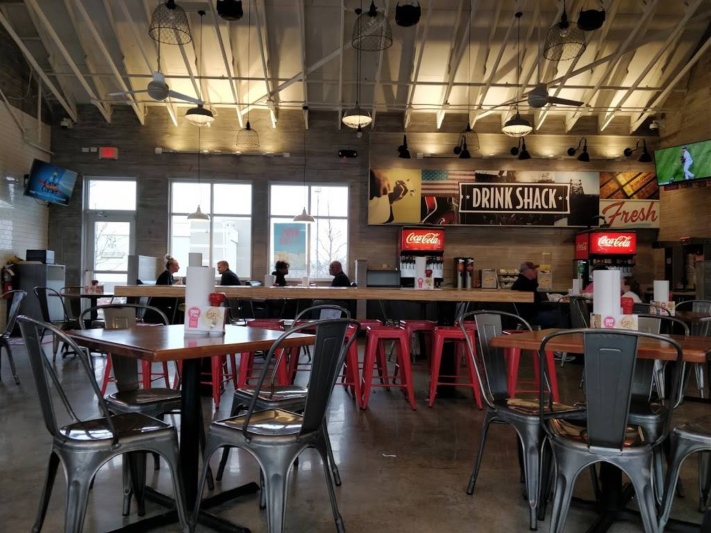 Slim Chickens | restaurant | 4641 S Cochise Ct, Independence, MO 64055, USA | 8163730142 OR +1 816-373-0142