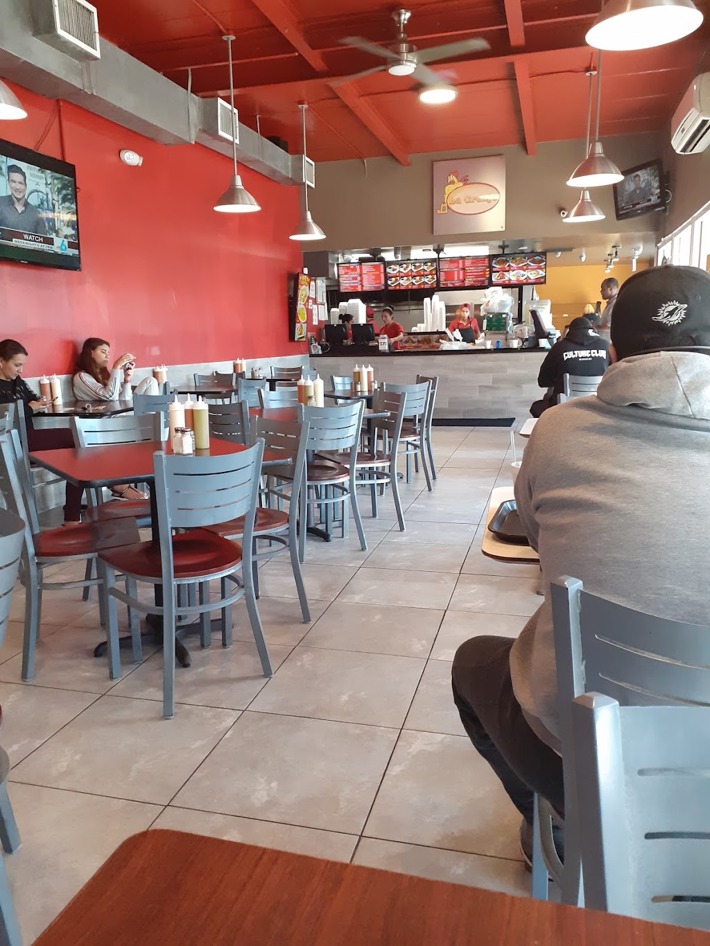 La Granja | restaurant | 1901 NE 163rd St, North Miami Beach, FL 33162, USA | 3059490407 OR +1 305-949-0407